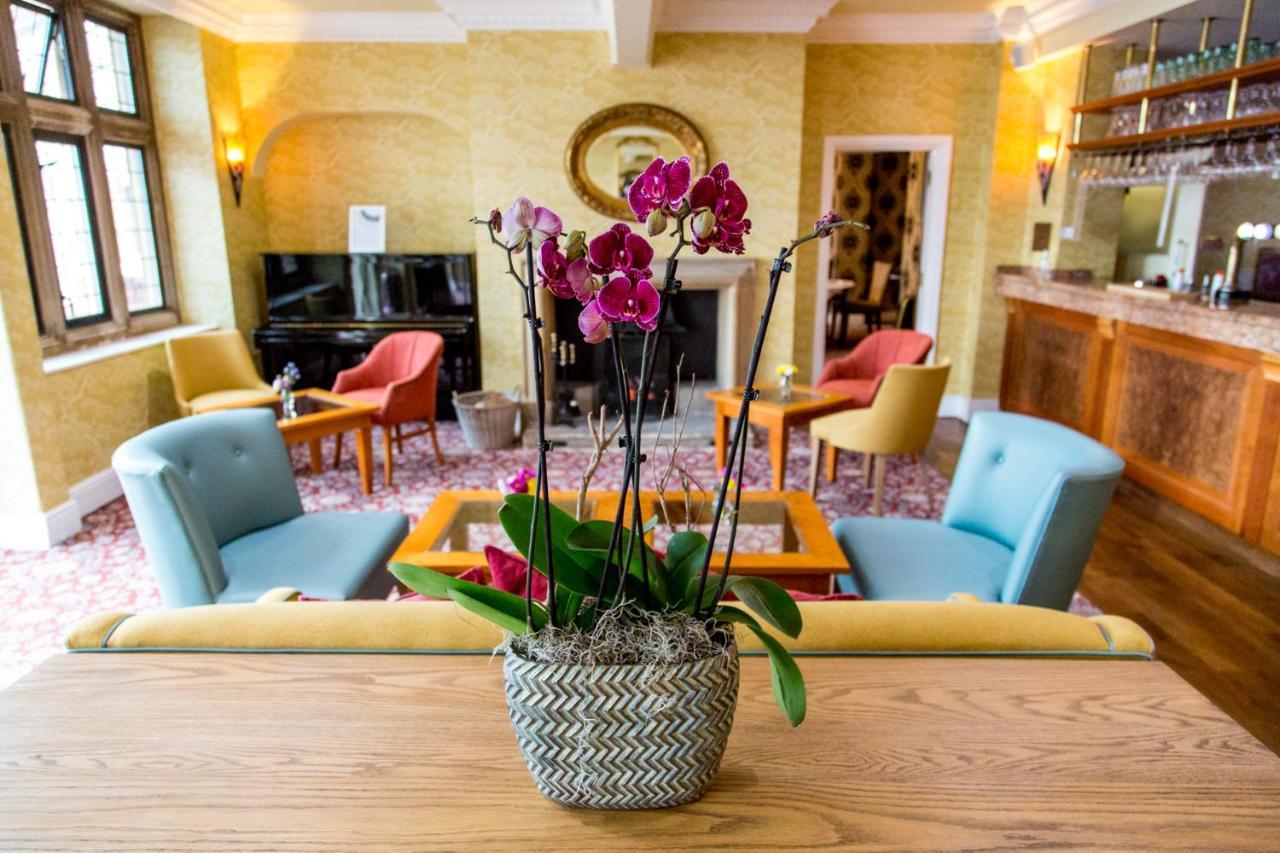 Cricklade House Hotel, Sure Hotel Collection By Best Western Dış mekan fotoğraf